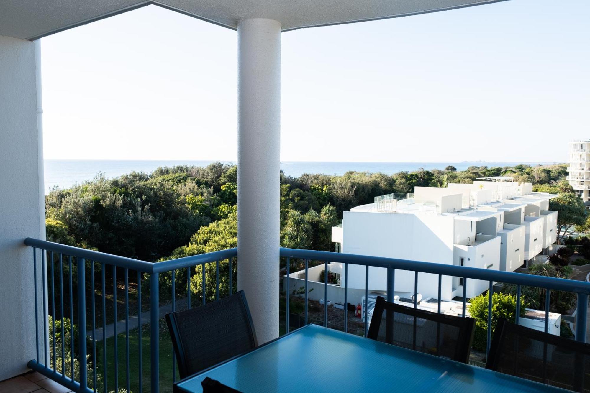 Salerno On The Beach Aparthotel Marcoola Exterior photo